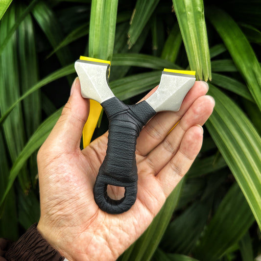 Lite - Stainless Steel Lightweight Hunting Slingshot